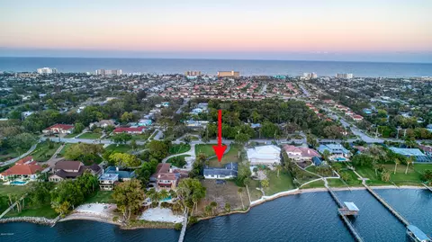 610 Riverside Dr, Ormond Beach, FL 32176 photo 5