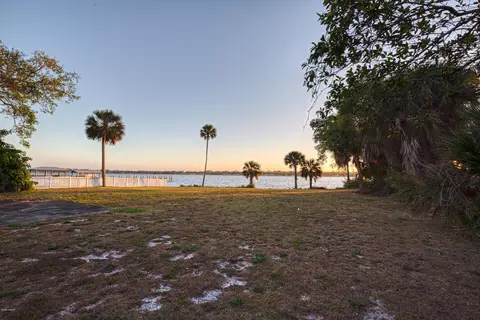 610 Riverside Dr, Ormond Beach, FL 32176 photo 11