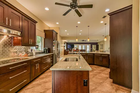 25 Magnolia Cir, Ormond Beach, FL 32174 photo 6