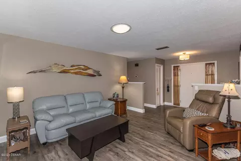 77 Sycamore Cir, Ormond Beach, FL 32174 photo 8