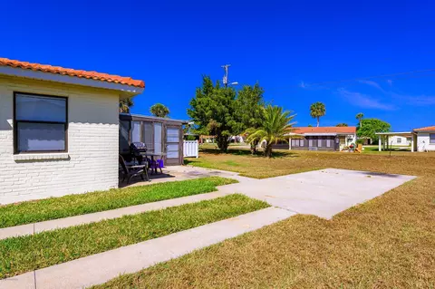 695 Flamingo Dr #B, Ormond Beach, FL 32176 photo 23