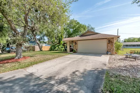 2935 Tamarind Dr, Edgewater, FL 32141 photo 2