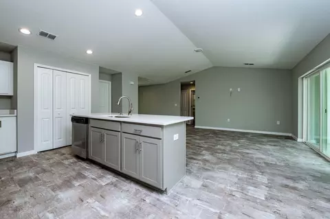 3003 Mango Tree Dr, Edgewater, FL 32141 photo 4