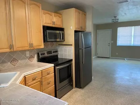 1 Ocean Crest Dr, Ormond Beach, FL 32176 photo 2