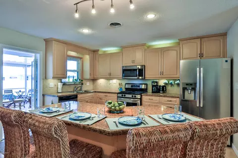 147 Dawn Dr, Ormond Beach, FL 32176 photo 9