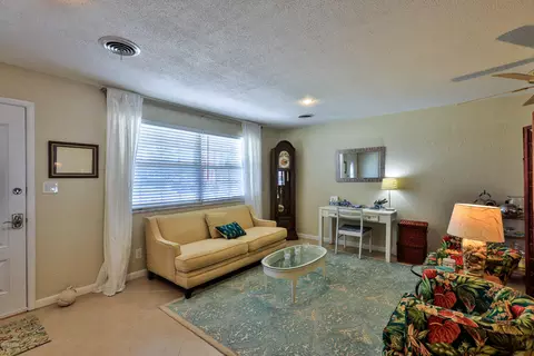 147 Dawn Dr, Ormond Beach, FL 32176 photo 4