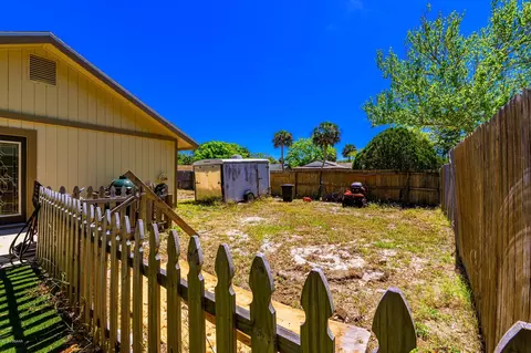 12 Arrowhead Cir, Ormond Beach, FL 32174 photo 8