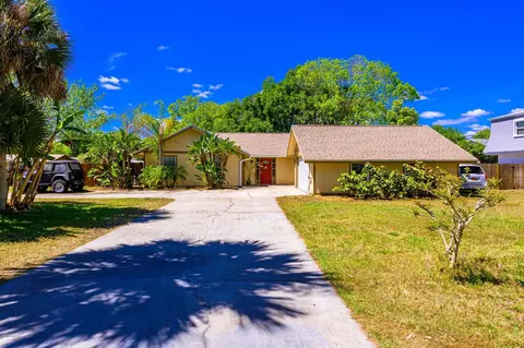 12 Arrowhead Cir, Ormond Beach, FL 32174 photo 3