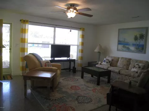 27 Briggs Dr, Ormond Beach, FL 32176 photo 4