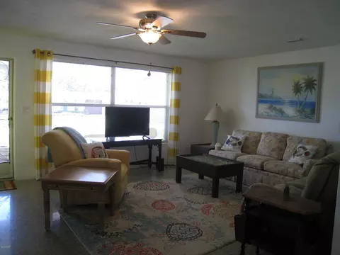 27 Briggs Dr, Ormond Beach, FL 32176 photo 5