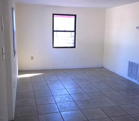 906 Flagler Ave, Edgewater, FL 32132 photo 3