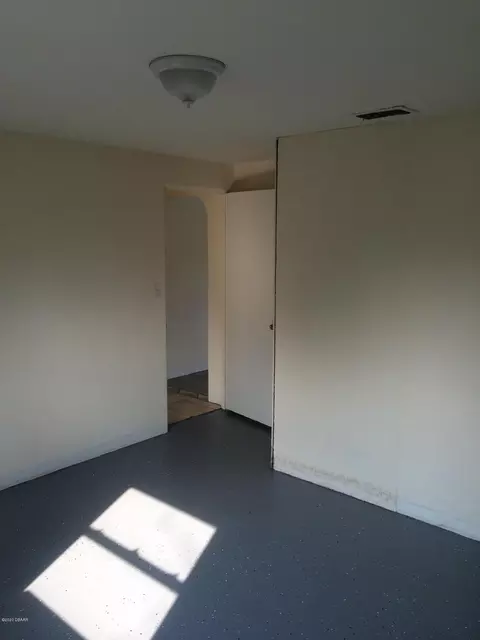 906 Flagler Ave, Edgewater, FL 32132 photo 13