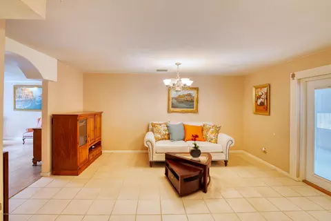 557 Hand Ave, Ormond Beach, FL 32174 photo 11