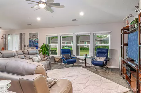 30 Ashford Lakes Dr, Ormond Beach, FL 32174 photo 11