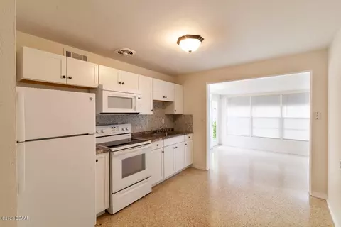 69 Margaret Rd, Ormond Beach, FL 32176 photo 6
