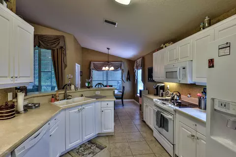 680 Aldenham Ln, Ormond Beach, FL 32174 photo 18