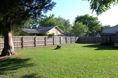 2011 Sabal Palm Dr, Edgewater, FL 32141 photo 6