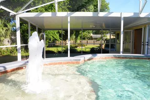 2011 Sabal Palm Dr, Edgewater, FL 32141 photo 11