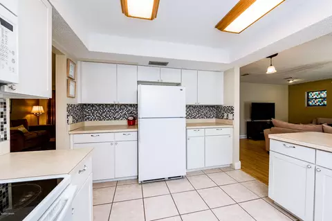 1205 Overbrook Dr, Ormond Beach, FL 32174 photo 8