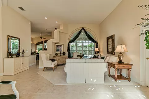 1204 Ashridge Ln, Ormond Beach, FL 32174 photo 6