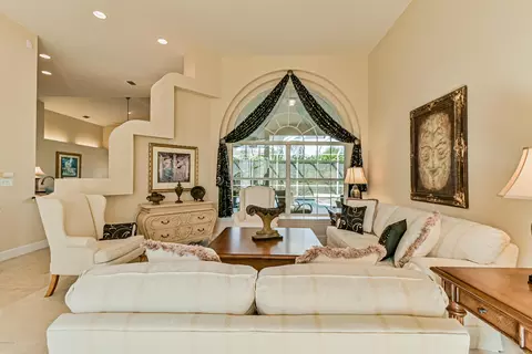 1204 Ashridge Ln, Ormond Beach, FL 32174 photo 4