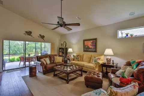 3174 Connemara Dr, Ormond Beach, FL 32174 photo 6