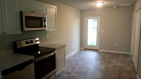 2027 Guava Dr, Edgewater, FL 32141 photo 3