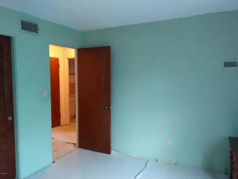1821 Orange Tree Dr, Edgewater, FL 32132 photo 14