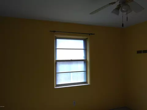 1821 Orange Tree Dr, Edgewater, FL 32132 photo 17