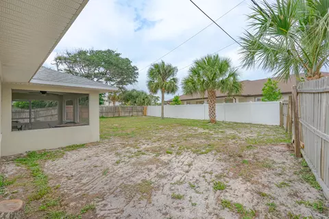 28 Concord Dr, Ormond Beach, FL 32176 photo 6