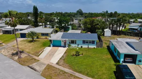 51 Seabreeze Dr, Ormond Beach, FL 32176 photo 2