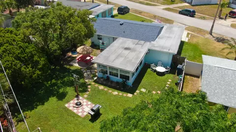 51 Seabreeze Dr, Ormond Beach, FL 32176 photo 4