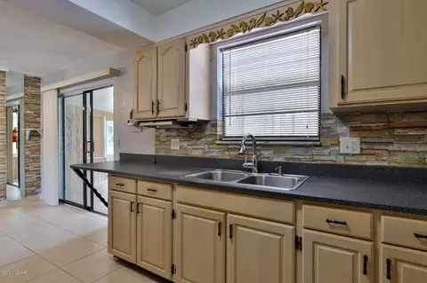 445 Bryant St, Ormond Beach, FL 32174 photo 12