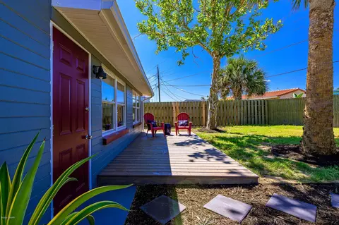 20 Hibiscus Dr, Ormond Beach, FL 32176 photo 4