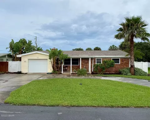 723 Luna Dr, Ormond Beach, FL 32176 photo 3