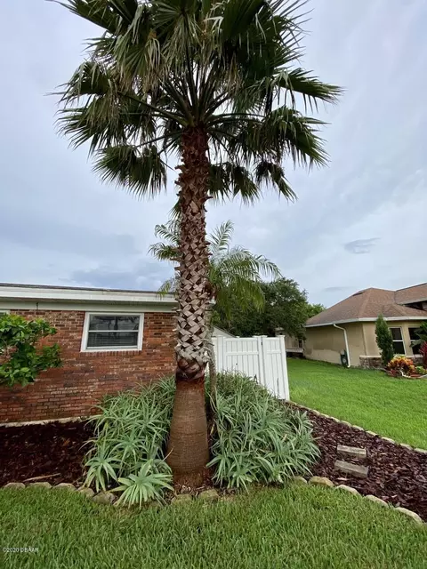 723 Luna Dr, Ormond Beach, FL 32176 photo 6