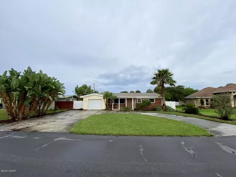723 Luna Dr, Ormond Beach, FL 32176 photo 5