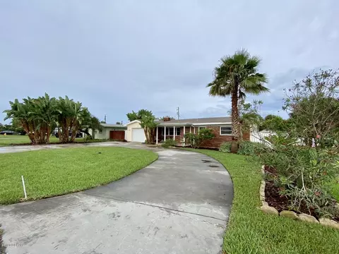 723 Luna Dr, Ormond Beach, FL 32176 photo 4