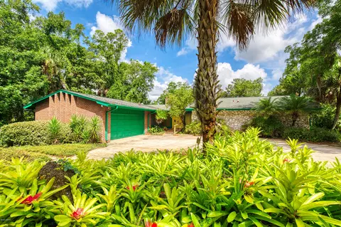 15 Tomoka View Dr, Ormond Beach, FL 32174 photo 2