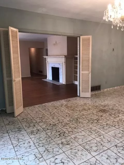 251 S Halifax Dr, Ormond Beach, FL 32176 photo 5