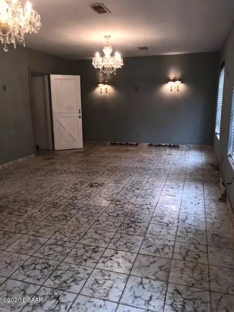 251 S Halifax Dr, Ormond Beach, FL 32176 photo 4