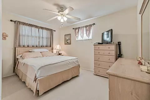 14 Ocean Crest Dr, Ormond Beach, FL 32176 photo 12