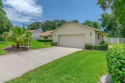 943 Northbrook Dr, Ormond Beach, FL 32174 photo 3