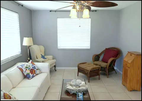44 Kathy Dr, Ormond Beach, FL 32176 photo 9