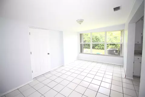 43 Palm Dr, Ormond Beach, FL 32176 photo 6