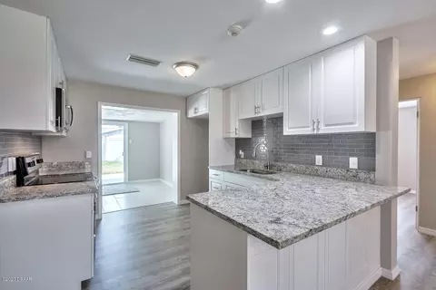 48 Rivershore Dr, Ormond Beach, FL 32176 photo 3
