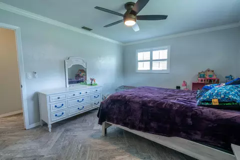 1810 Queen Palm Dr, Edgewater, FL 32132 photo 17