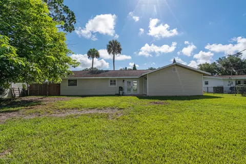 1810 Queen Palm Dr, Edgewater, FL 32132 photo 29