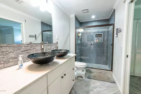 1810 Queen Palm Dr, Edgewater, FL 32132 photo 27