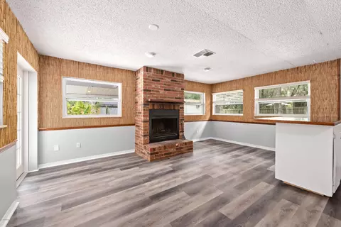 2111 Queen Palm Dr, Edgewater, FL 32141 photo 12